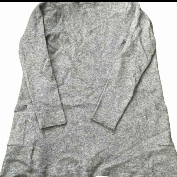 Tahari Merino Wool  Cardigan size M - Picture 2 of 4